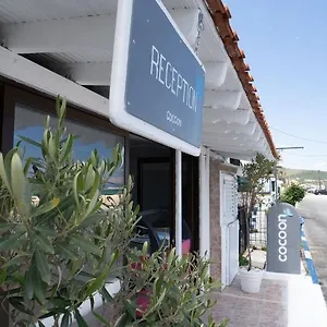 https://cocoon-hotel.hotelschalkidiki.net
