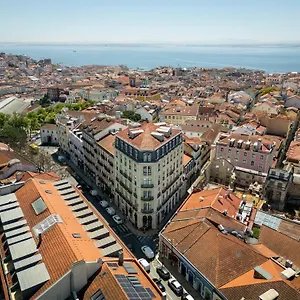 rezervați aici